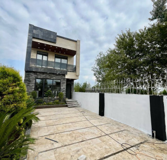 ویلا دوبلکس شخصی ساز لوکیشن آپادانا