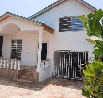 نیمپیلوت نما رومی داخل شهرک خطیب کلا